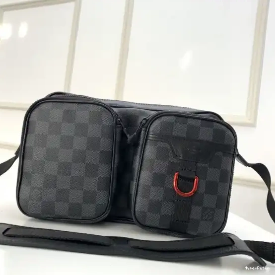 MESSENGER UTILITY LOUIS VUITTON BAG 0706